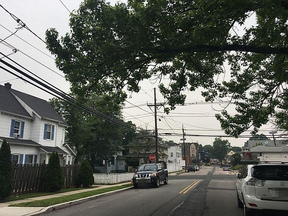 4th image of 313 Sheridan Ave