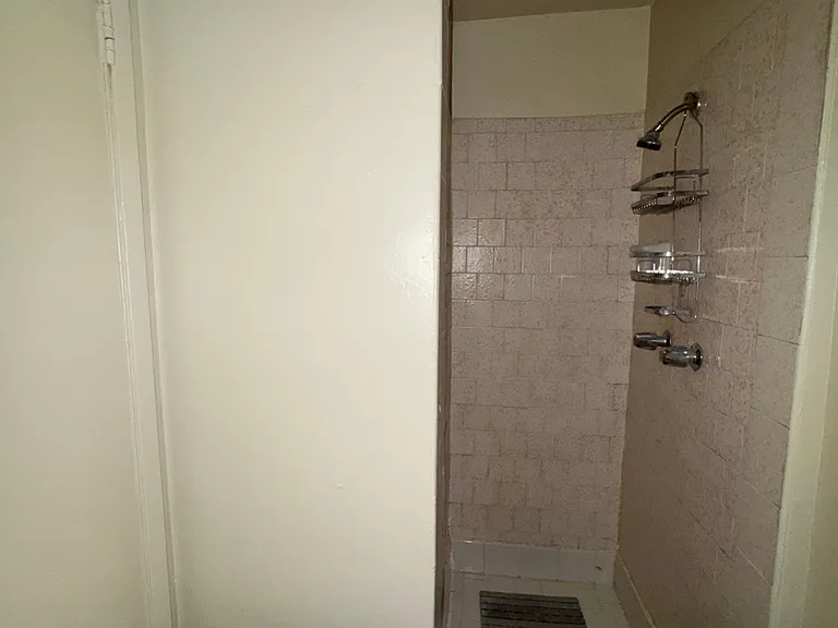 2939 S Orange Dr #2 — Photo 2