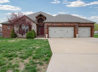 3235 W Frisco Ct, Springfield, MO 65810