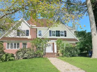 140 Broadview Ave, New Rochelle, NY 10804