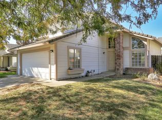 949 Vintage Oak Ave, Galt, CA 95632