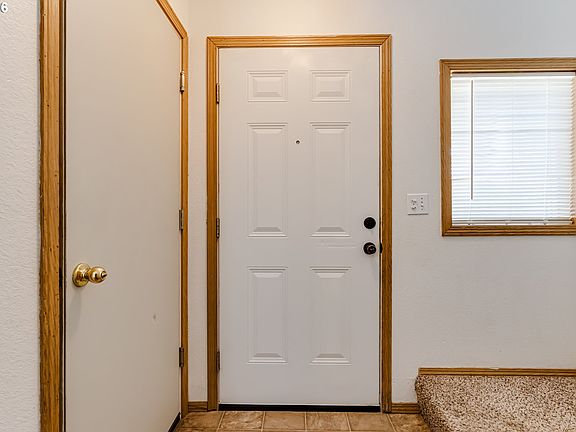 3rd image of 112 Lea Ave