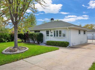 240 S Villa Ave, Addison, IL 60101