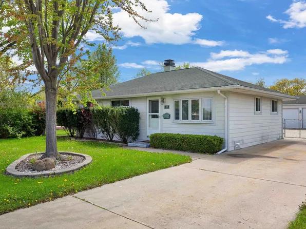 240 S Villa Ave, Addison, IL 60101