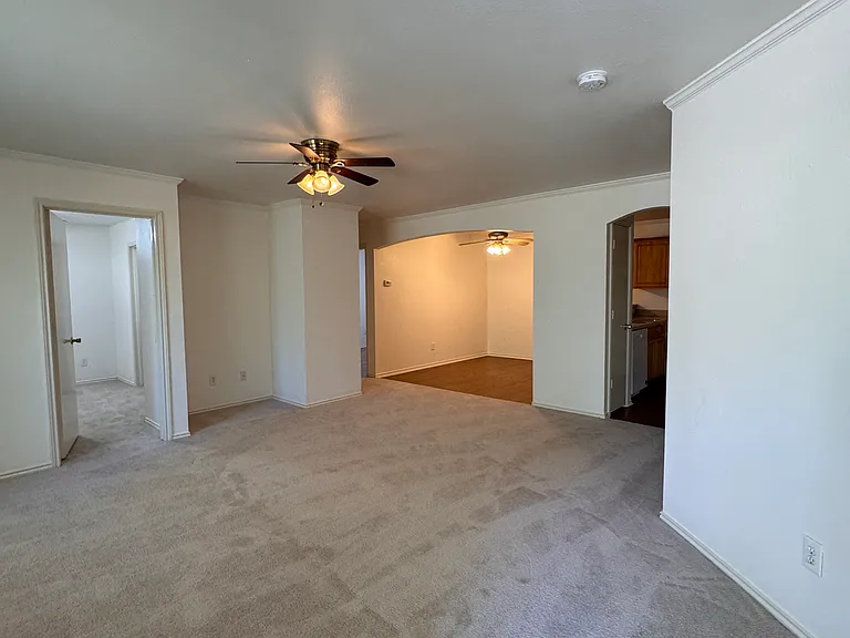 414 N Jackson Ave #A — Photo 8