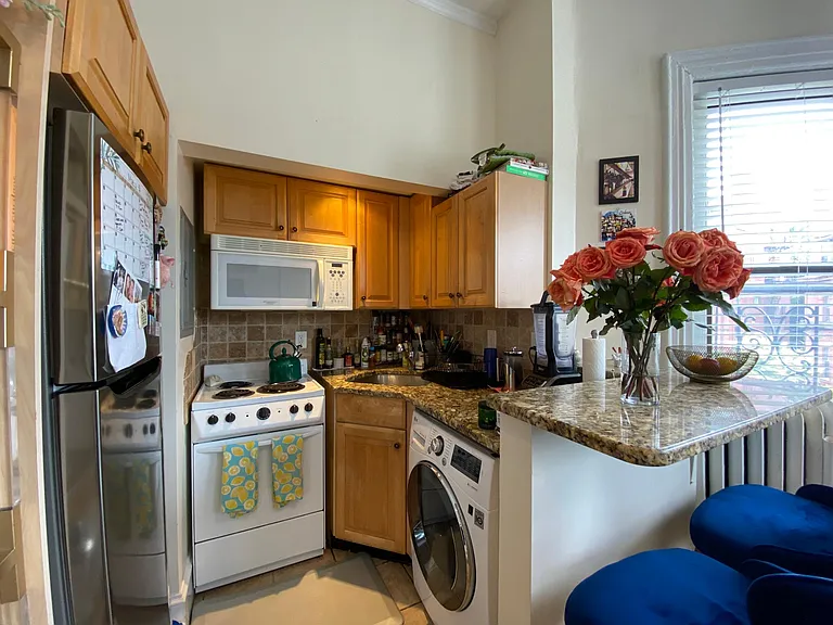 364 Marlborough St #5 — Photo 4