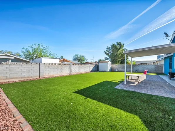 6300 Espinosa Ave, Las Vegas, NV 89108