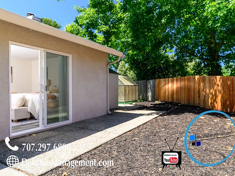 443 Greenbrier Ct — Photo 22
