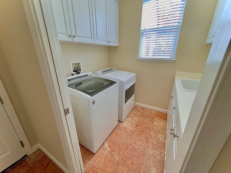 1456 Asterbell Dr — Photo 13