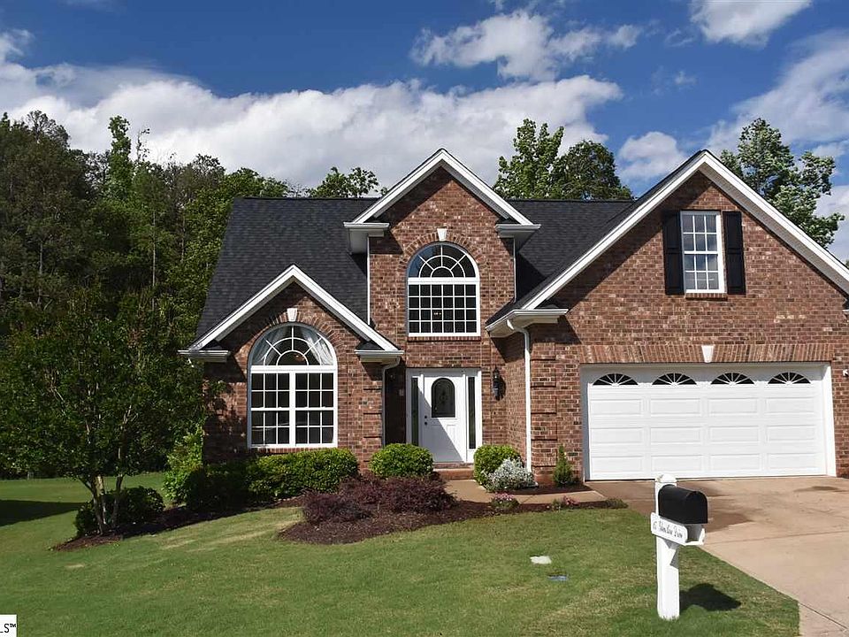 1st image of 15 Glenaire Dr