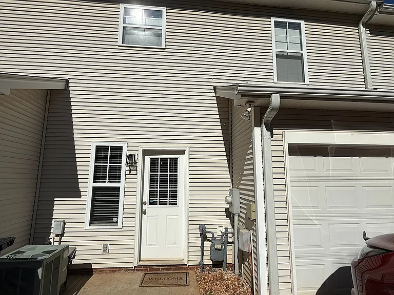16936 Bridgeton Ln — Photo 8