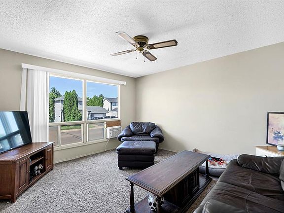 5th image of 908 Ross Glen Dr SE