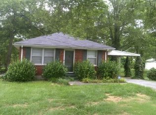 915 W Spring St, Lebanon, TN 37087