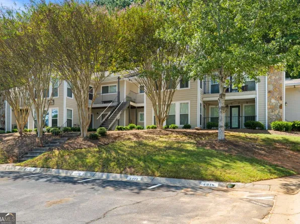 4013 Lake Pointe Cir, Roswell, GA 30075