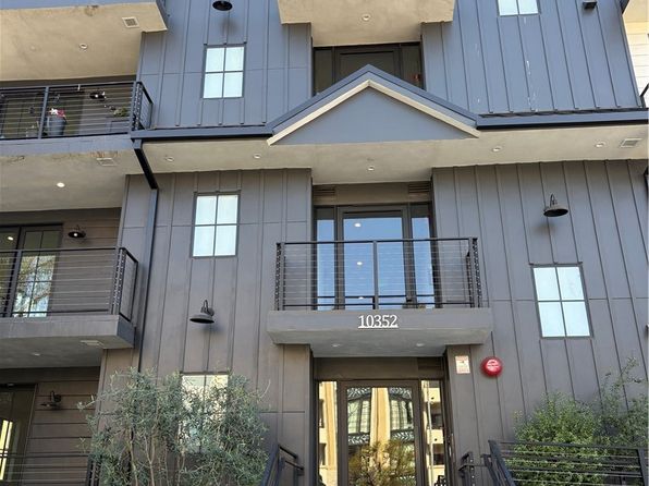 10352 Riverside Dr #201