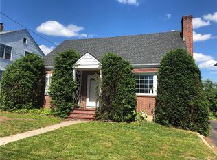 21 Woodbury Ave #1, Norwalk, CT 06850
