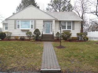 224 Colonial Rd, Lawrence, MA 01843
