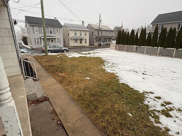 110 E Main St #2 — Photo 20
