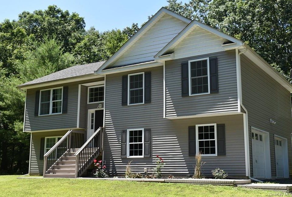1st image of 18 Dandee Cir