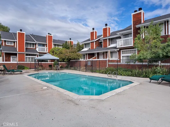 19431 Sherman Way Unit 10, Los Angeles, CA 91335