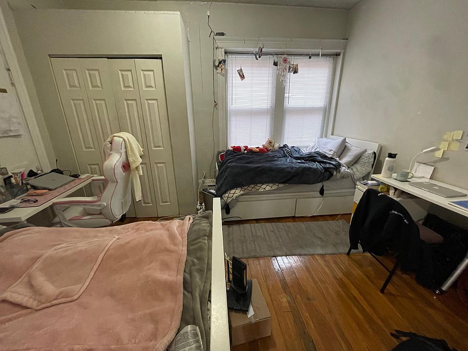 2nd image of 881 Huntington Ave #2S