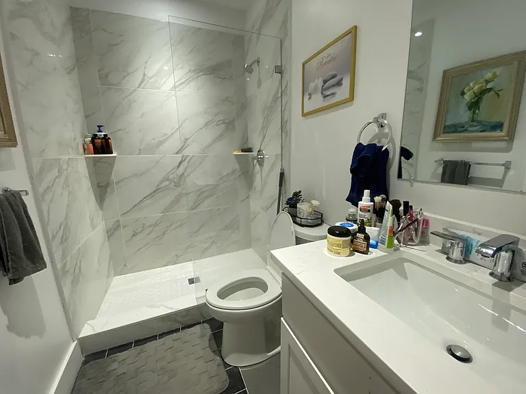 23 Regent Cir #1 — Photo 8