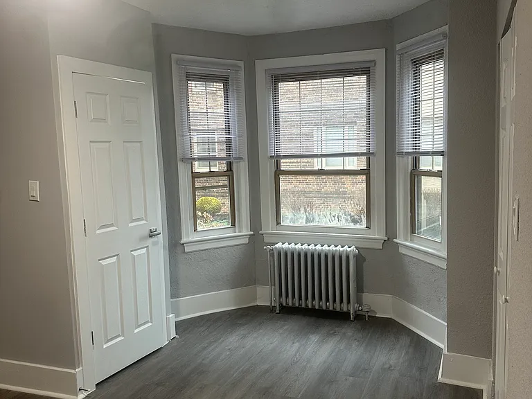 215-18 W Walnut Ln #C401 — Photo 14