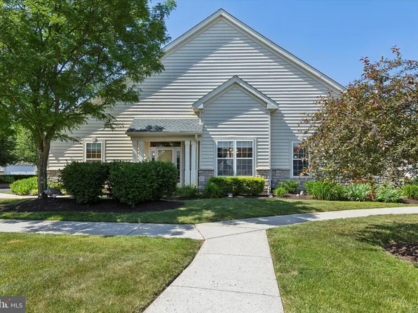 1509 Inverness Ct #120, Warrington, PA 18976