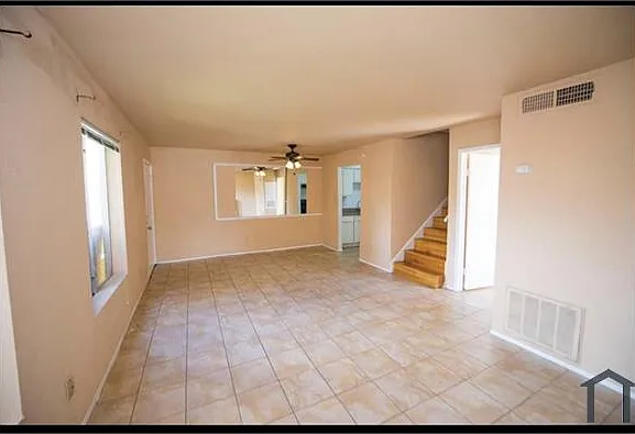 3 bed, 1400 sqft, $1,650 — Photo 3