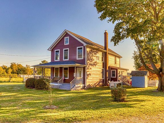 3rd image of 4395 Hortons Ln