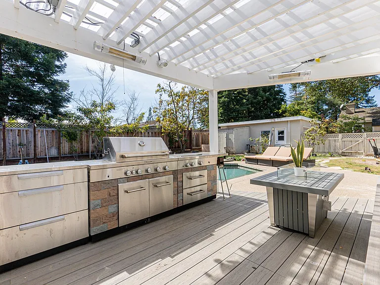 670 Spargur Dr — Photo 21