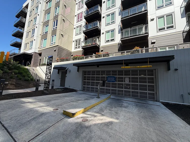 11903 NE 128th St #316 — Photo 25