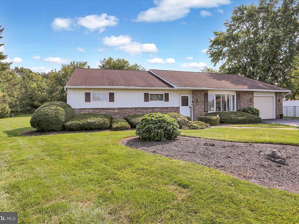700 Evergreen Ct, Wyomissing, PA 19610 Zillow