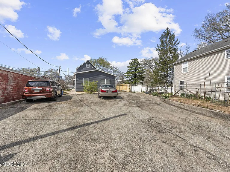 816 King Georges Rd #2 — Photo 14