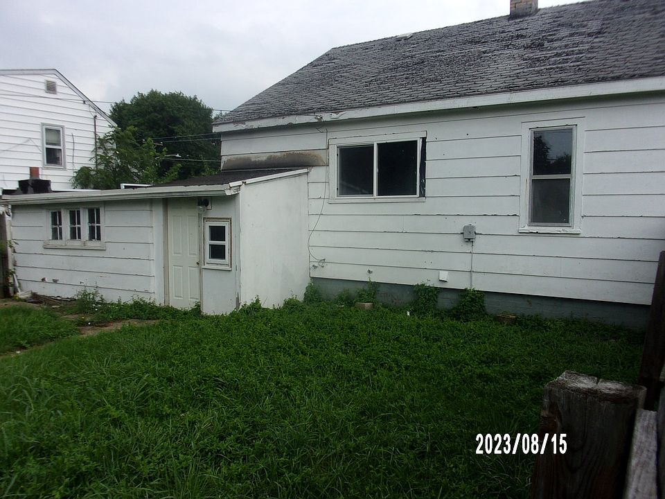 216 E 3rd St, Aroma Park, IL 60910 Zillow