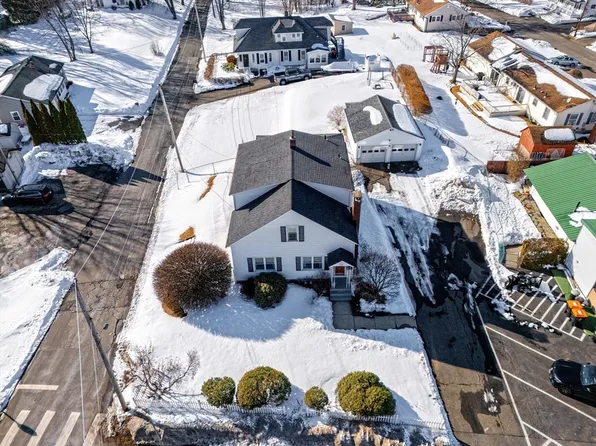 356 Newton St, South Hadley, MA 01075