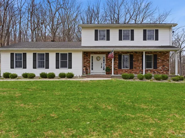 113 Buckberg Mountain Road, Stony Point, NY 10980