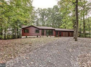 215 Red Tank Rd, Boiling Springs, PA 17007