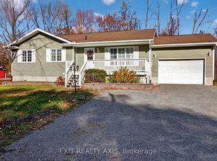 5 Bay St S, Rideau Lakes, ON K0G1P0