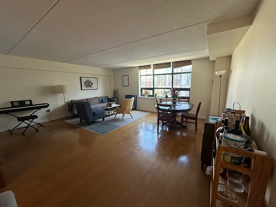 108 Peterborough St #7E