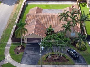 10010 SW 28th St, Miami, FL 33165