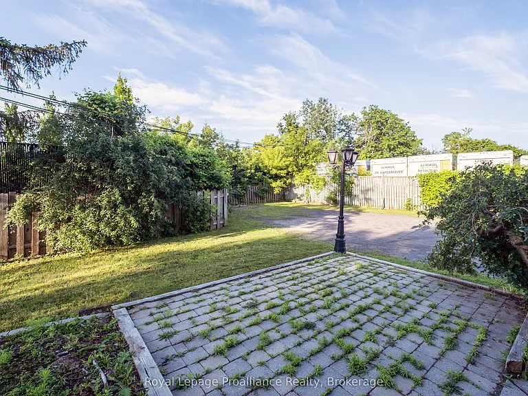 4 Highland Ave — Photo 21