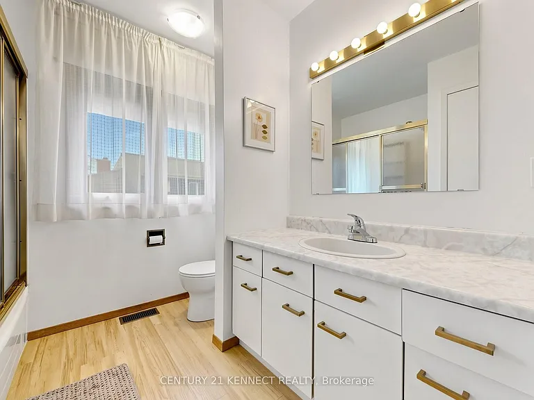 44 Pinewood Blvd — Photo 33