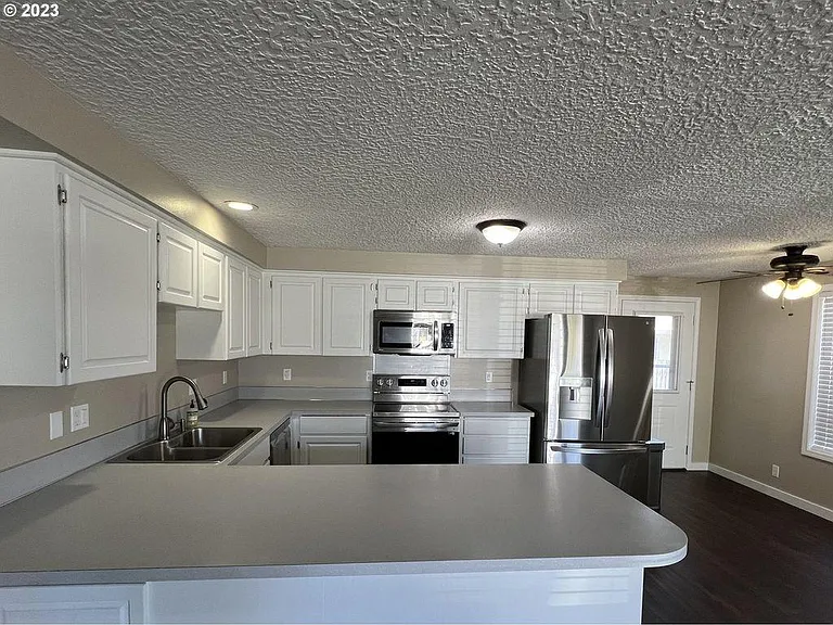 5 N Cook St — Photo 5