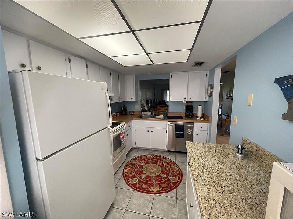1st image of 1429 Cape Coral Pkwy W APT 8