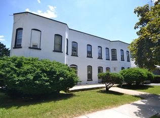 320 Illinois St #2S, Joliet, IL 60436