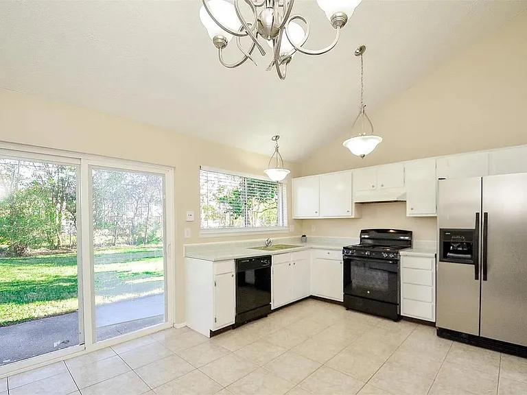 10119 Leawood Blvd — Photo 9