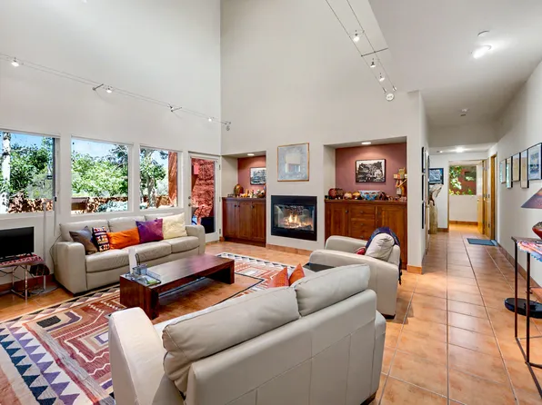 1400 Avenida Rincon Unit 106, Santa Fe, NM 87506