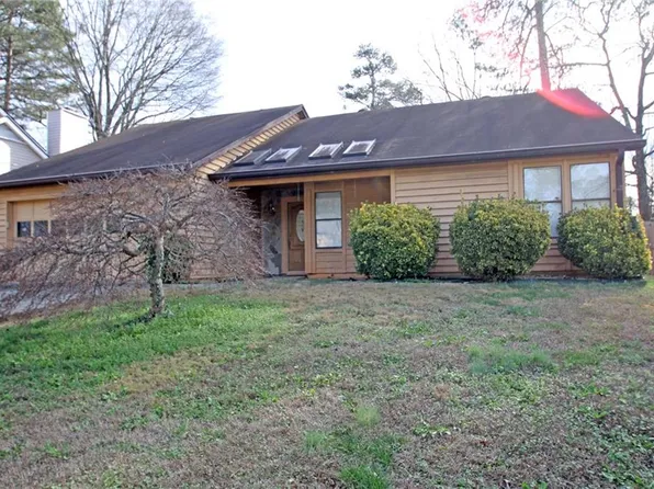 5053 Audubon Pl, Norcross, GA 30093