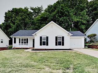 209 Arbor Ridge Ct, Mount Holly, NC 28120